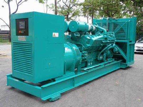 横峰如何选择适合 100KW 发电机的电缆长度？